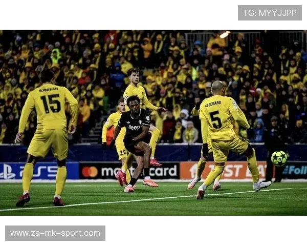 尤文角球战术精妙，头球破网带走三分