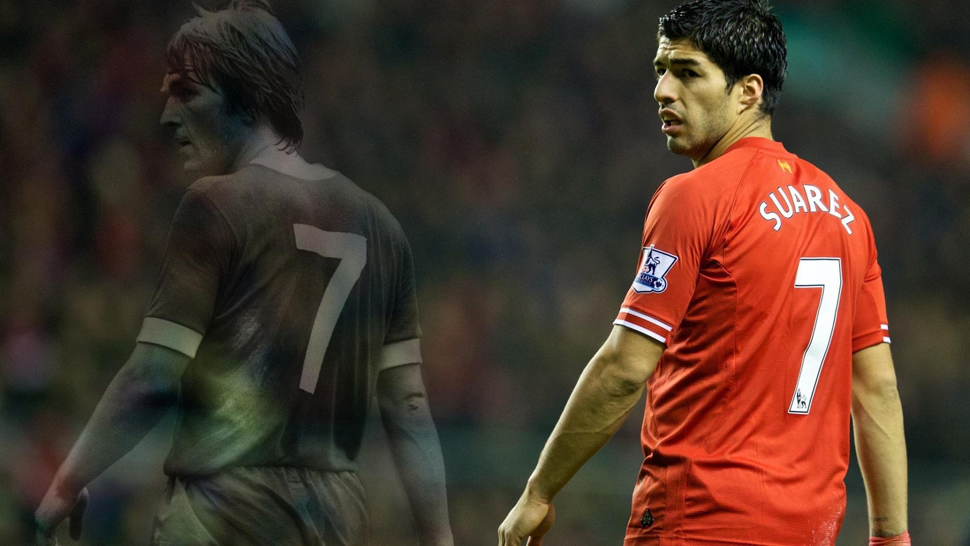 赫罗纳节奏切换流畅保持攻防平衡,赫罗纳队服