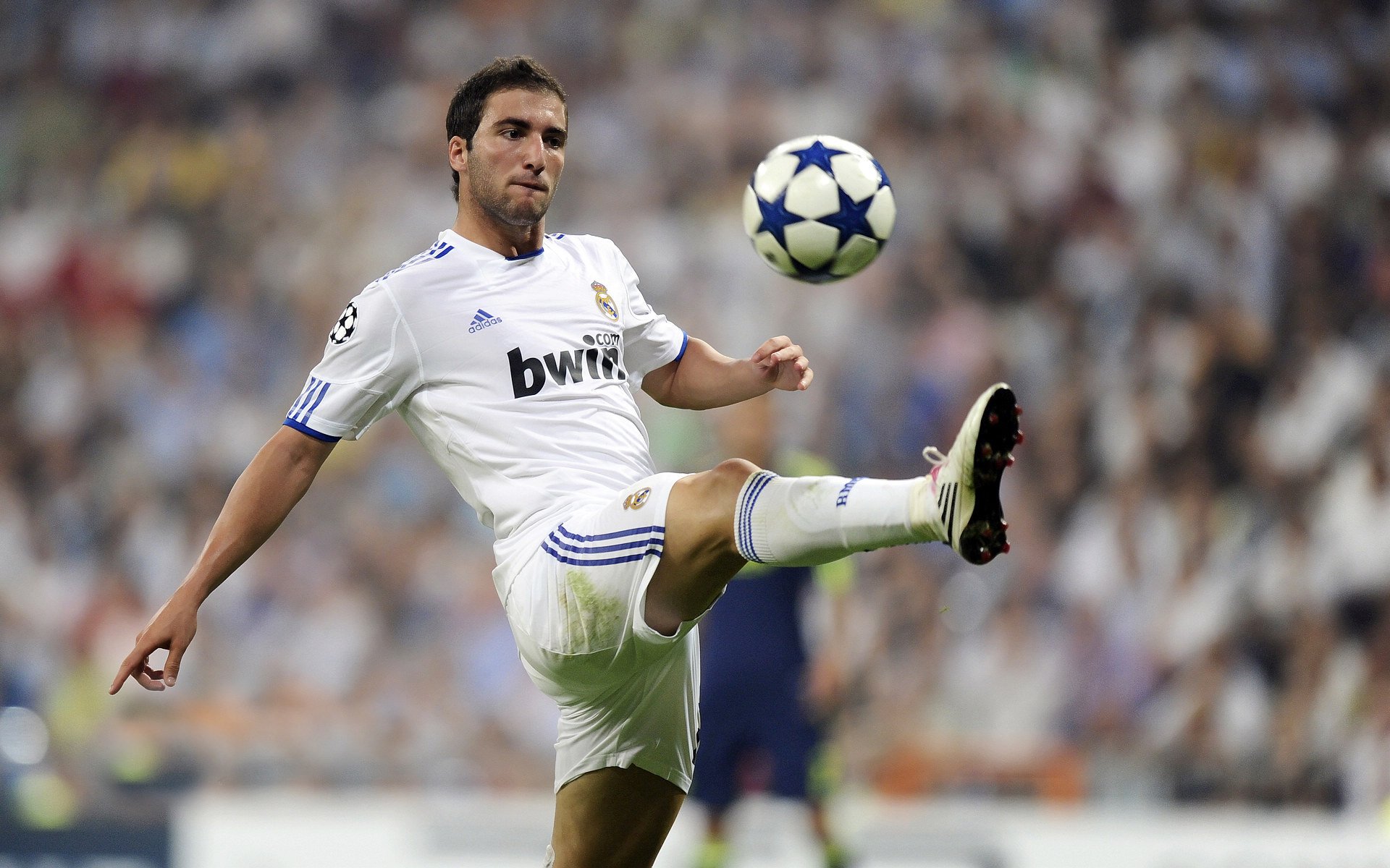 马克西姆·格鲁塞突破自我刷新纪录，马克格鲁伯